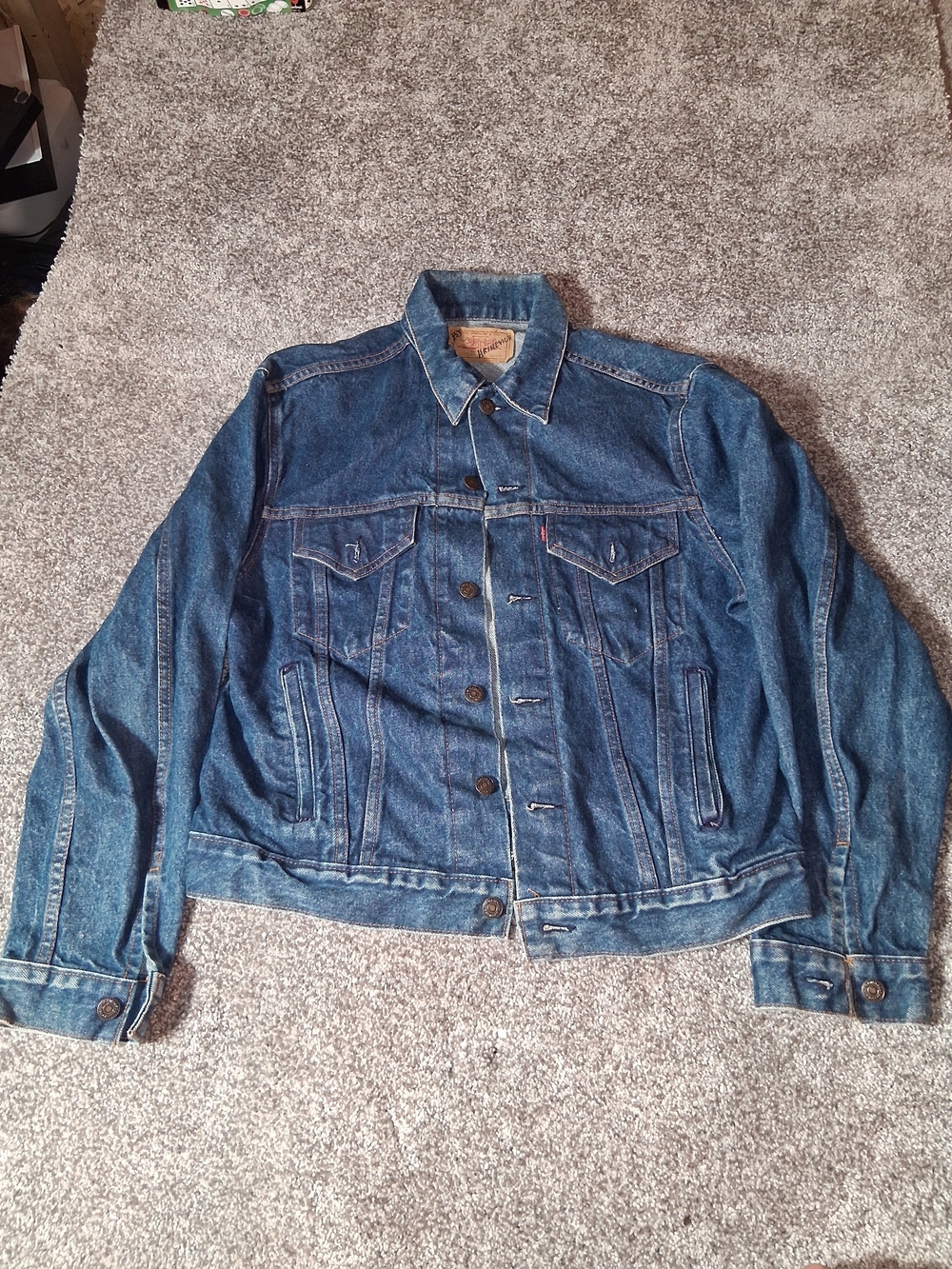 Vintage 80s Levis Trucker Blue Jean Jacket Made in USA 71506-0216 Mens Size 44 R